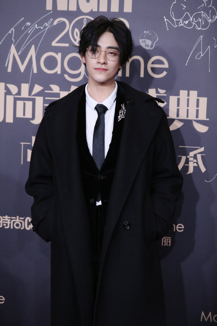 《我们的歌》郑云龙,优雅的"自拍王子"