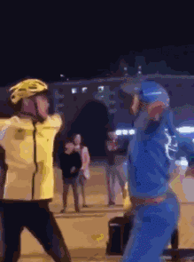 副处长体验外卖时会对跑腿小哥有关注