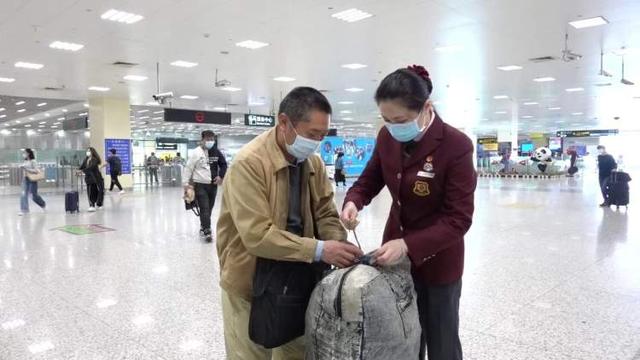 高煜:申通地铁这位女站长,点燃守护上海"西门户"之光丨二十大代表风采