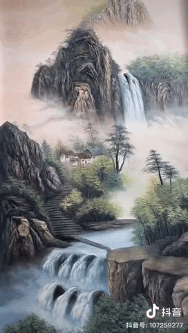 拿着劈刀铲刀,  凹凸不平的腻子在她手下变成  一幅幅浮雕山水画