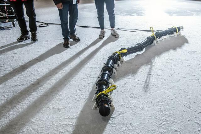 nasa自主机器蛇未来可以在冰冷的土卫二上寻找生命