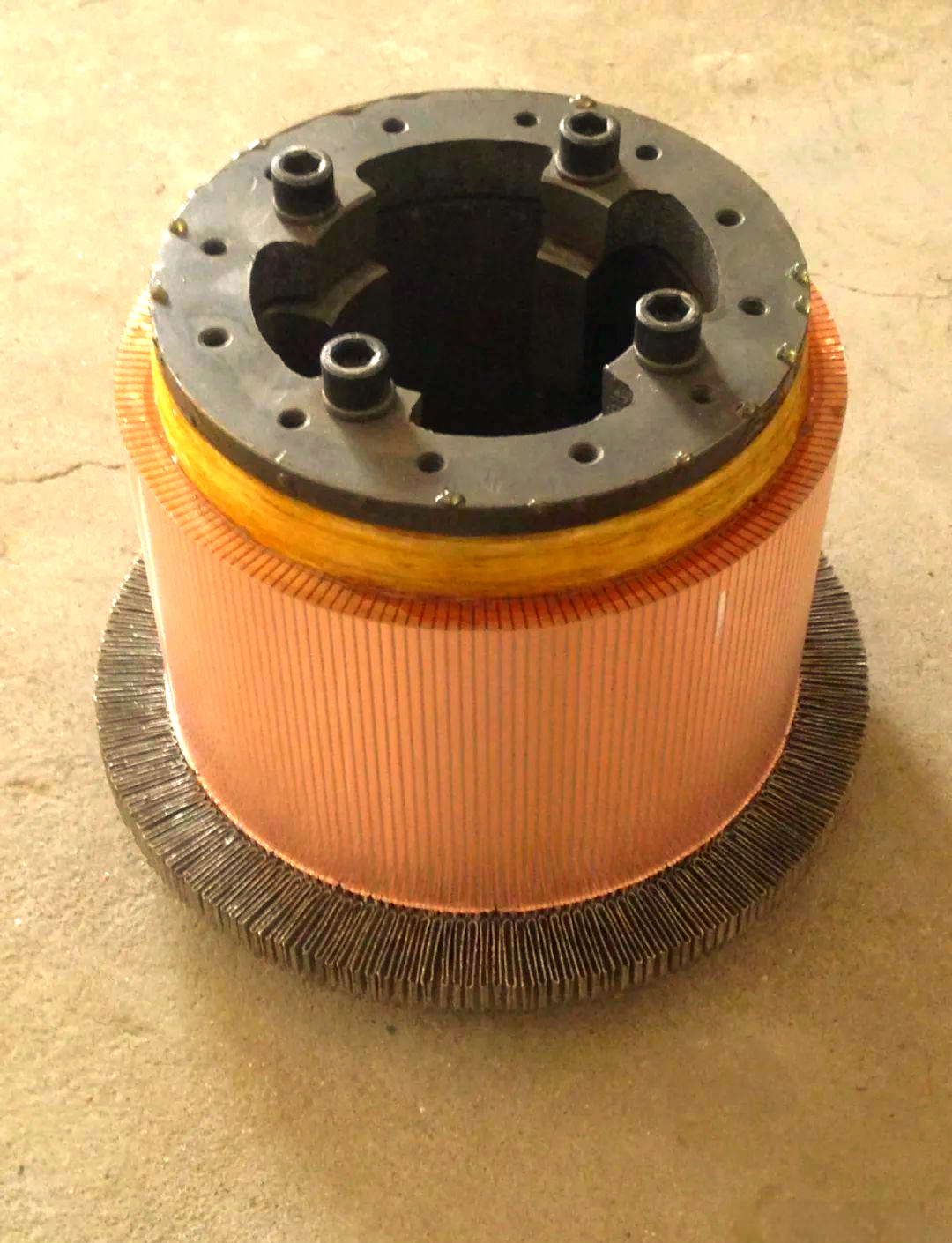 电机碳刷的功能与安装要求详解