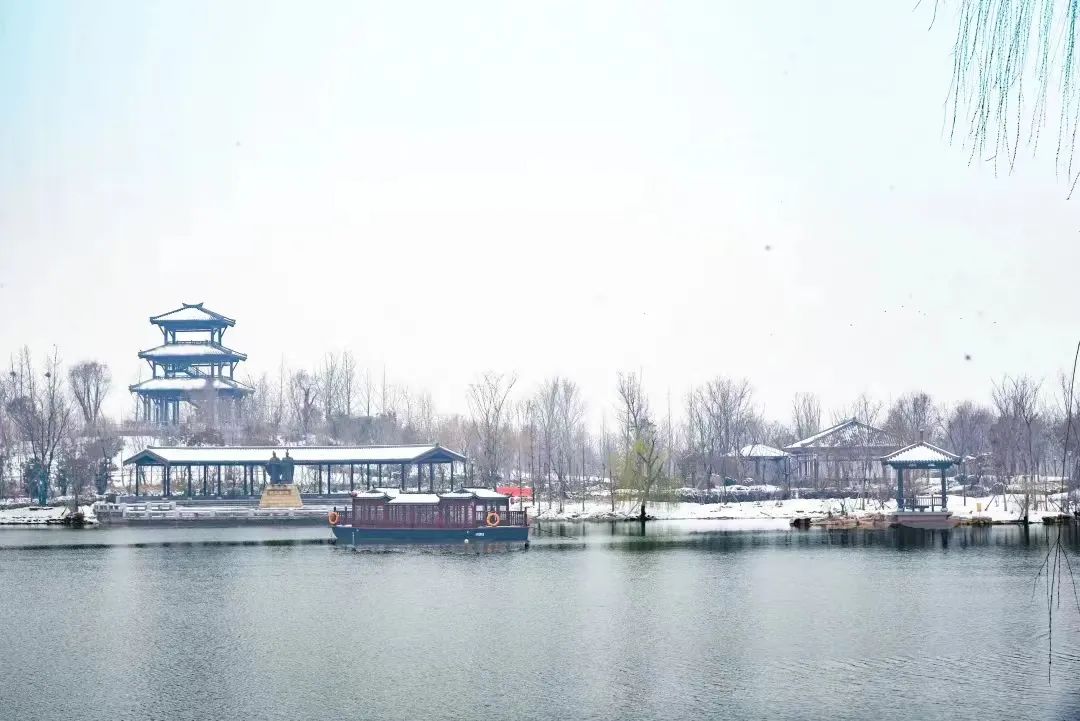 古都配华裳公主请来肥乡拍照打卡