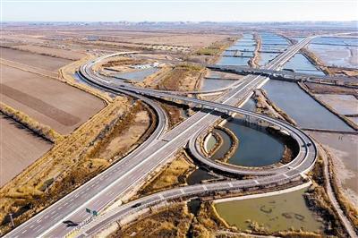 塘承高速滨海新区段通车助力北方国际航运核心区建设打通"断头路"滨城