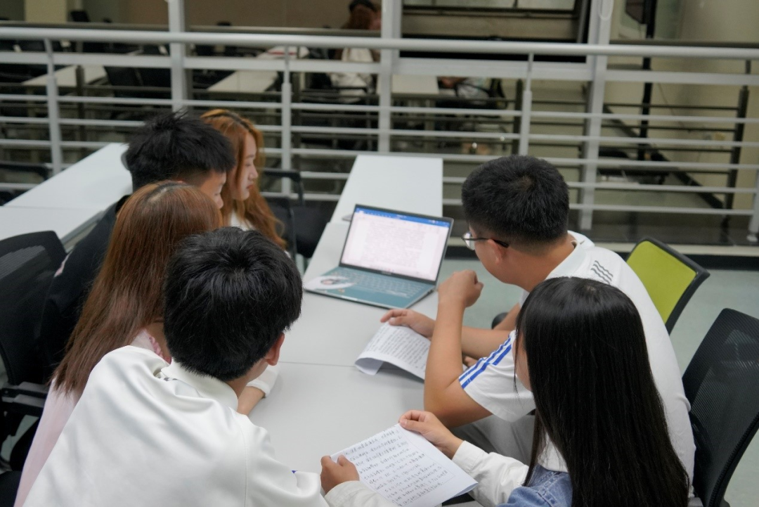 成都东软学院计算机与软件学院_成都电子科技大学计算机_四川省特色化示范性软件学院