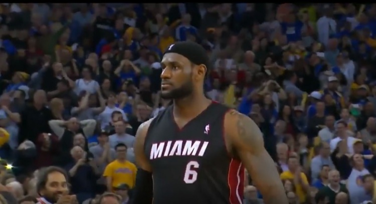 「重温经典」詹姆斯三分绝杀勇士 霸王步庆祝 君临天下