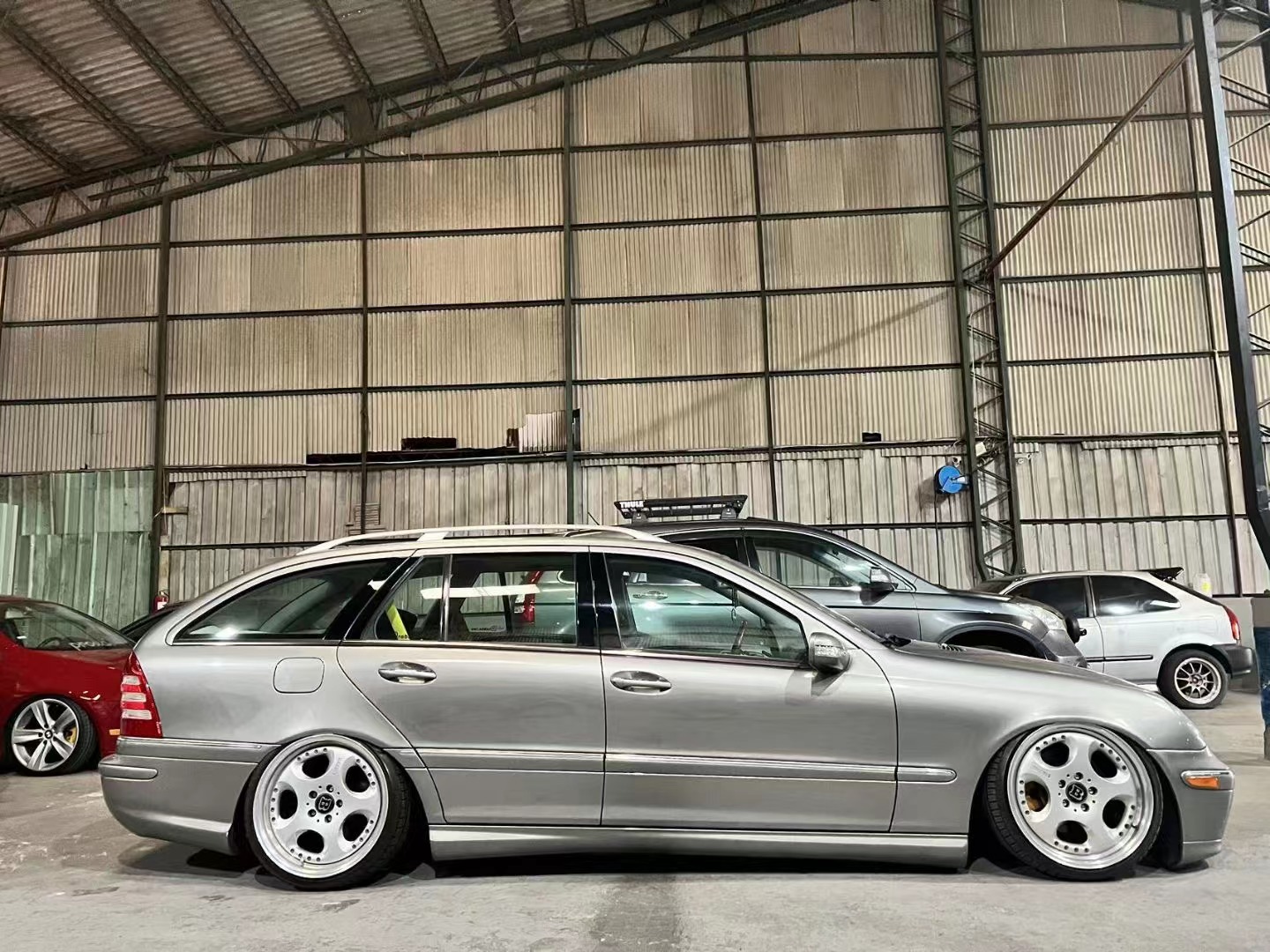 最美掀背旅行 奔驰c203 airbft气动避震