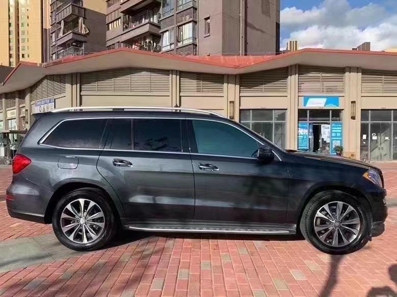 16年奔驰gl450仅售17.8万,7座大型suv车型,能够满足日常需求