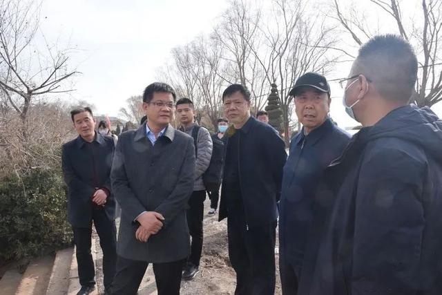 壶关县委书记张宏方调研石子河流域壶关段生态水系综合治理工作