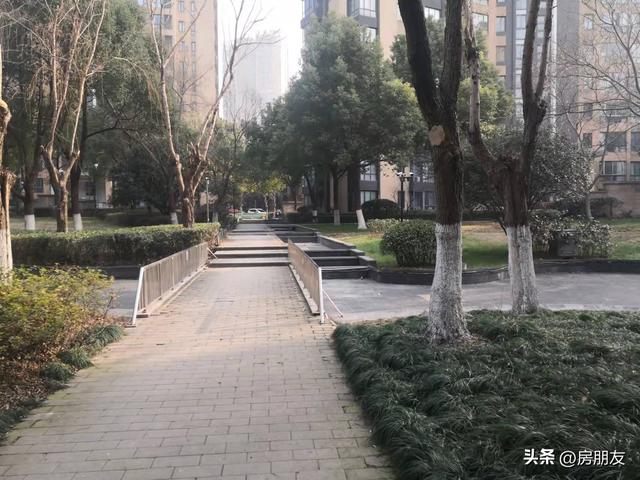 华润澜溪镇小区外景欣赏