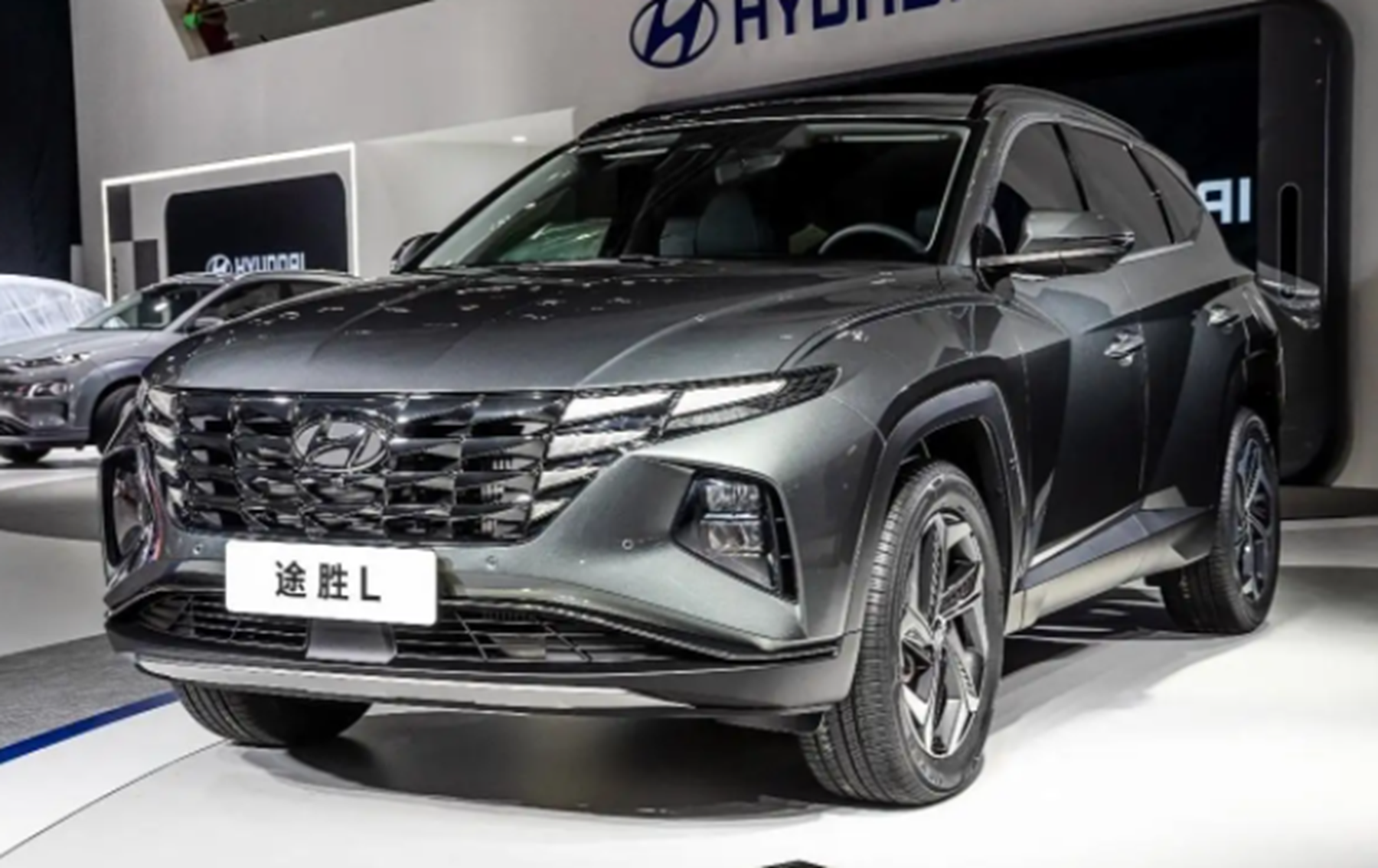 现代越野车有哪几款,现代有混合动力汽车吗