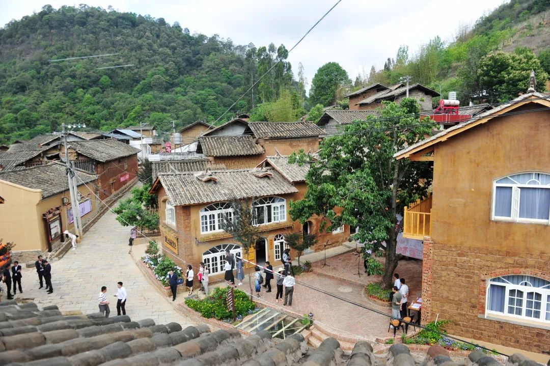 宜良县麦地冲村美丽乡村建设