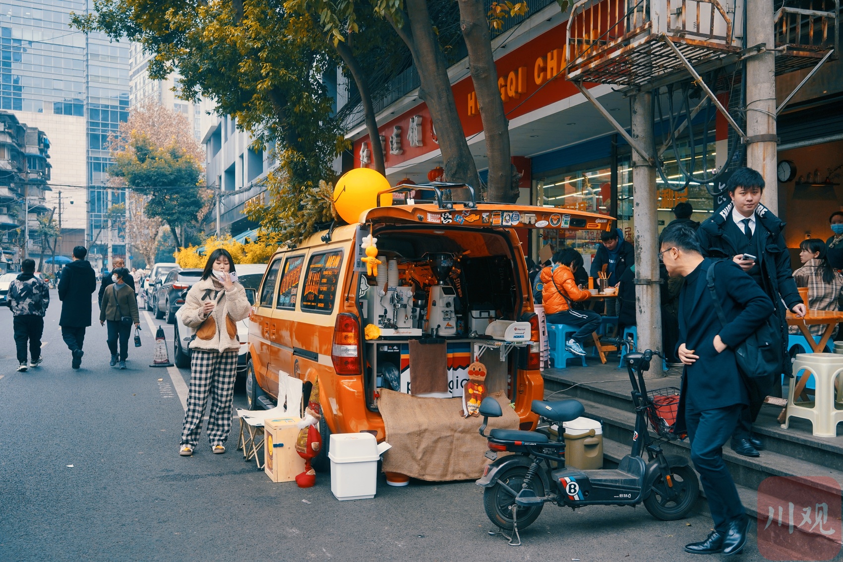 视频︱移动咖啡车 成都街头醇香生活