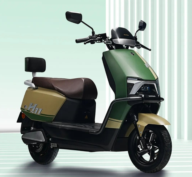 大阳h11高速电动车测评:搭载山鹰版电机,时速70码,续航180公里