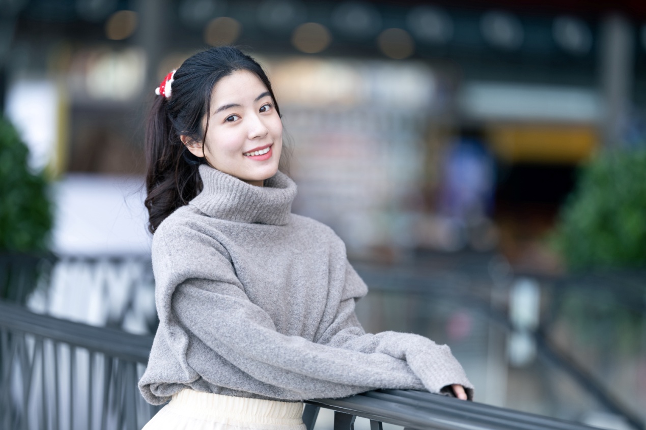 内刀外奶人像利器 佳能rf135mm f1.8 l is usm评测