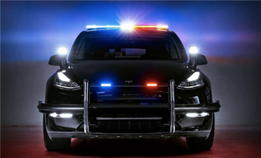 特斯拉瞄准特种车市场！计划收购改装公司制造警车