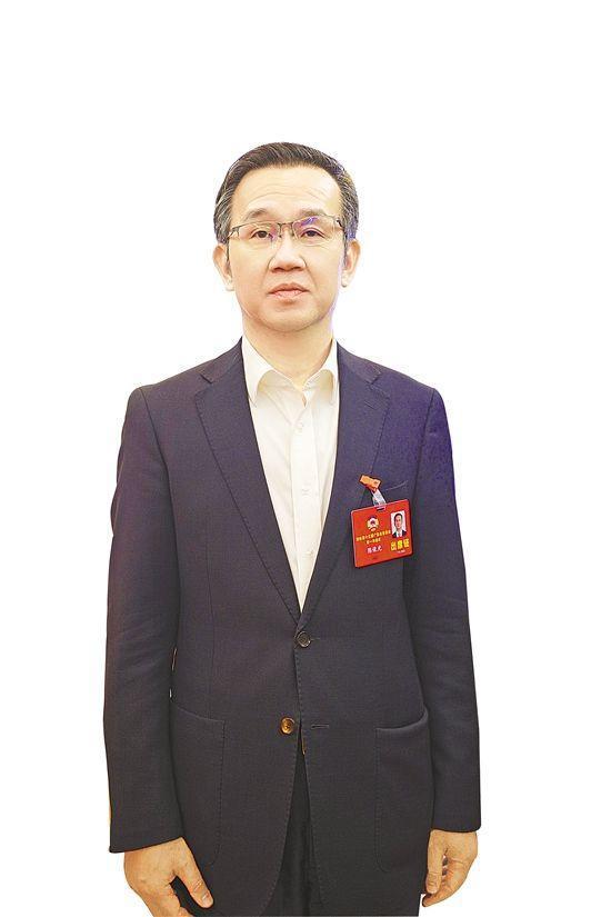 省政协委员,省林业局党组书记,局长陈俊光:抓好绿美广东生态建设"六大