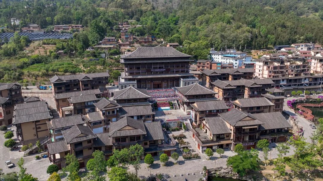 屏边,蝶变后的新篇章|我和我的家乡