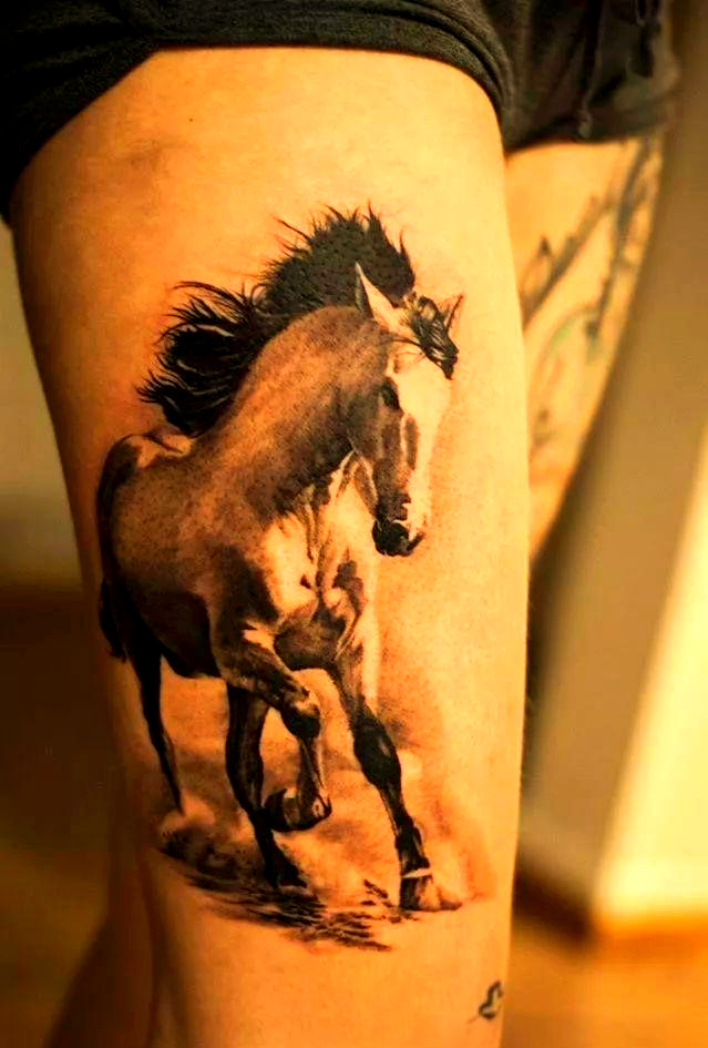 马纹身背后的文化与象征意义