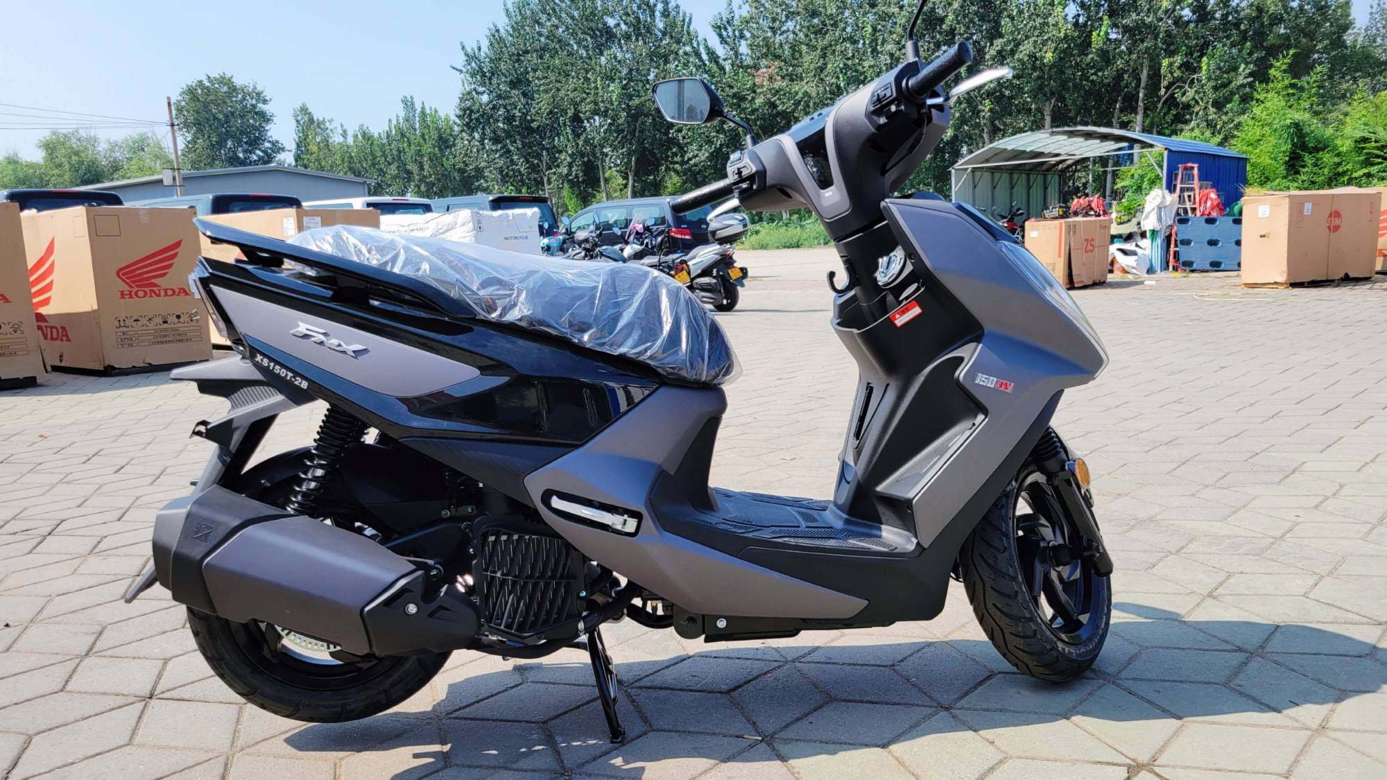 浴火重生的三阳凤凰fnx150水冷4v︿宝岛踏板八小金刚其一