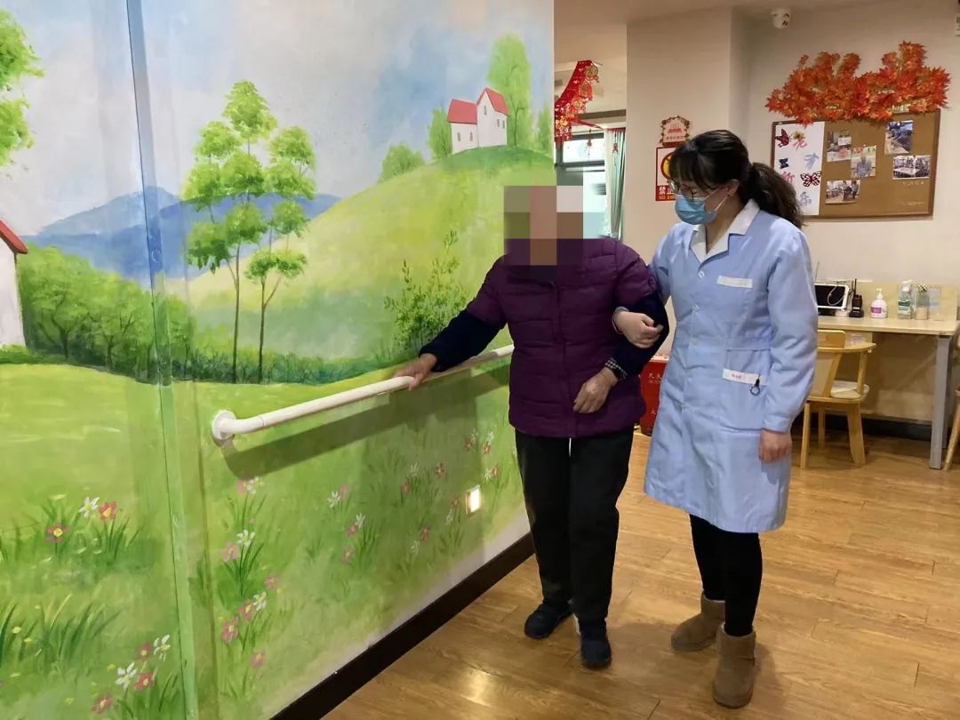 新福康里居民区获评2022年全国示范性老年友好型社区