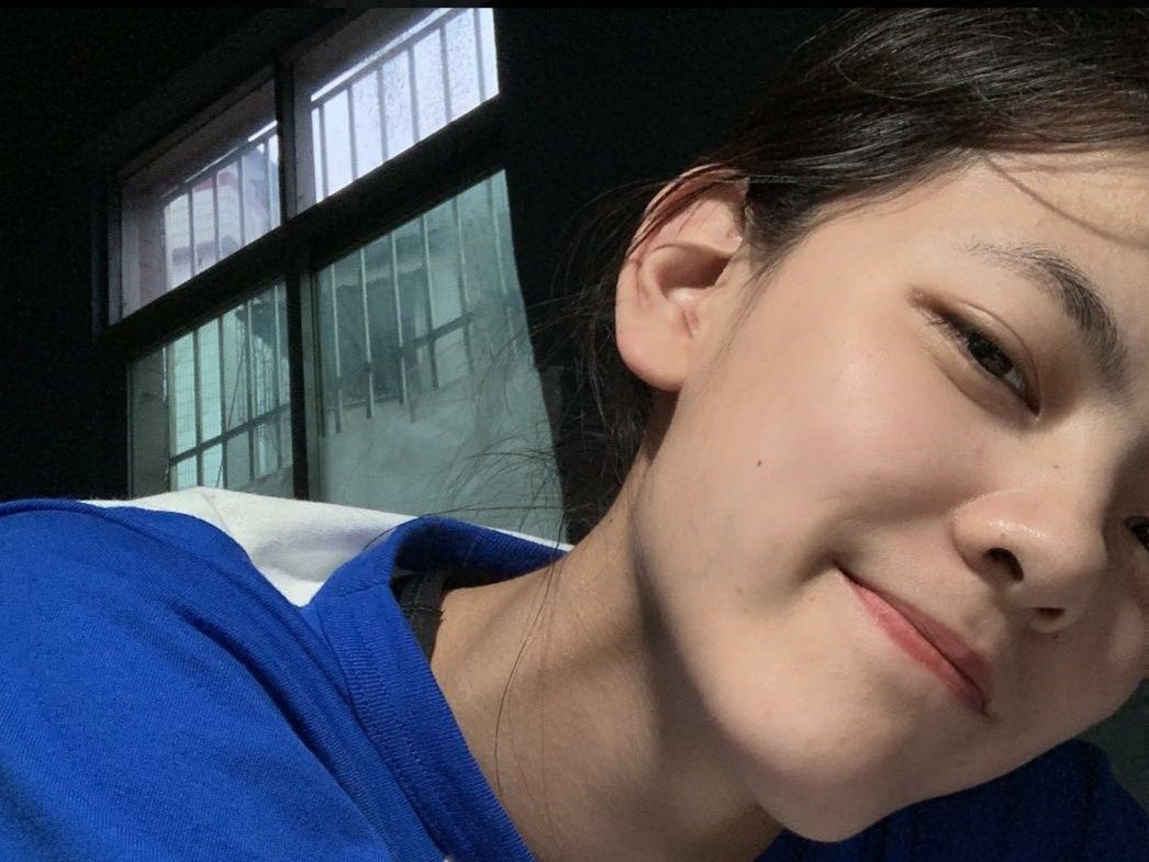 什么?凭着帅气颜值掰弯万千少女的杨舒予竟是个女生!