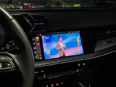 CarPlay要爆改燃油车：一部iPhone让老车变身智能电车