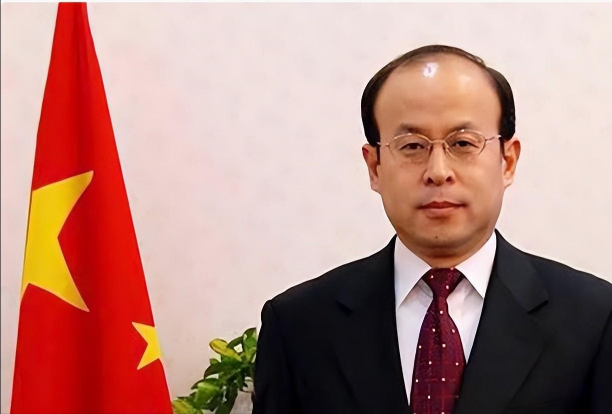 继卢沙野之后,我驻澳大使再出惊人言论!中国外交官,越来越大胆