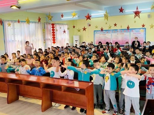 罗田县幼儿园开展"庆国庆,迎中秋"主题教育开放日活动