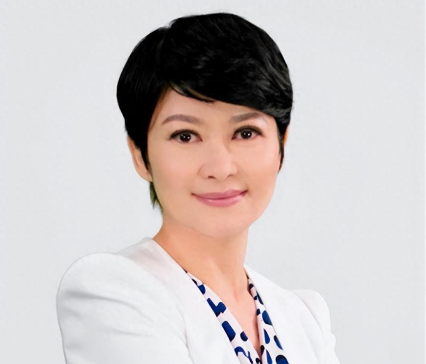 台湾中天主持人卢秀芳:我的父亲是志愿军,参加过抗美援朝