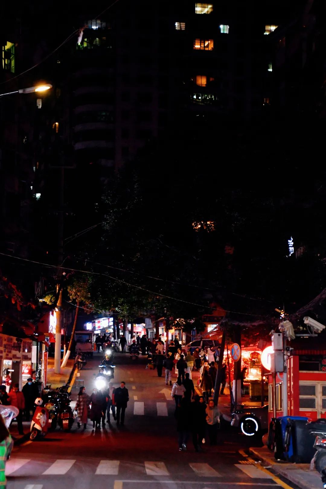 贵阳人晚上不睡觉?原来你们偷偷玩这么好!