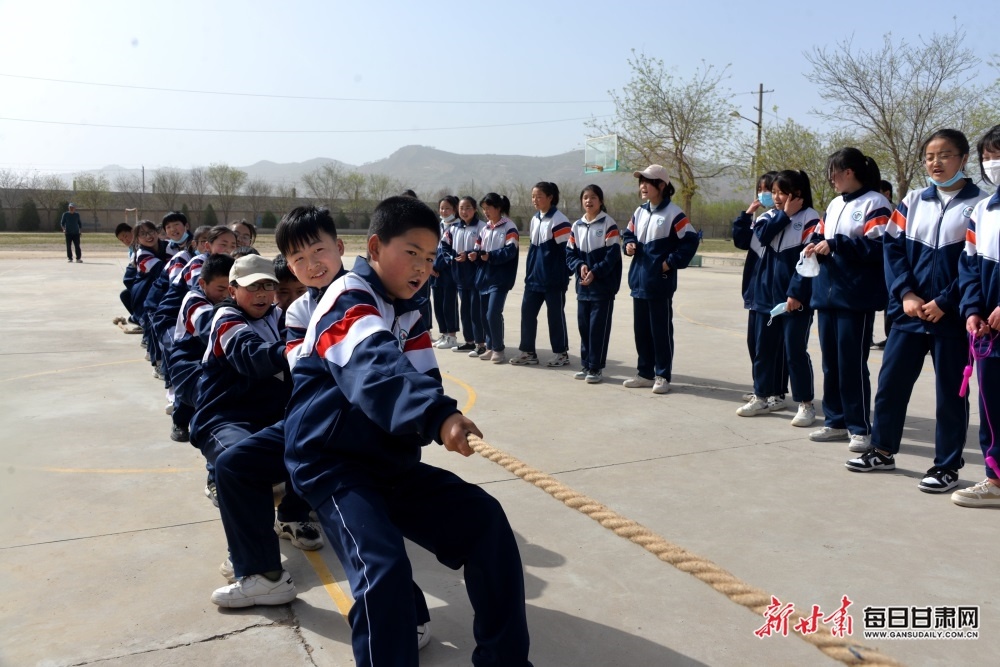 陇西首阳中学多彩课后服务点亮校园