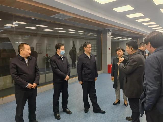 程利军调研精品钢及深加工产业链重点企业