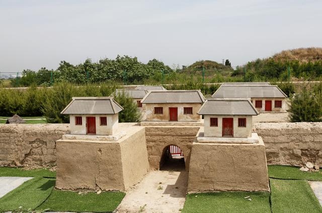 图话丨陶寺遗址考古队里的年轻人