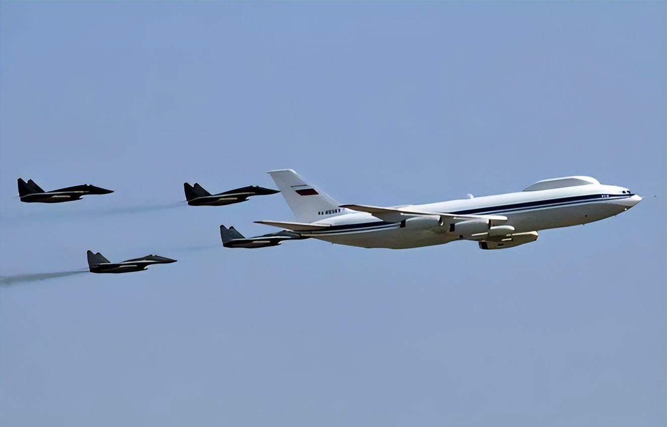 伊尔-80指挥机,无任何武器为何却很强大?