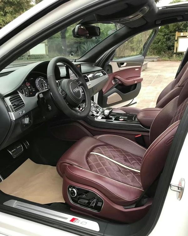 14年改17款奥迪s8,白色棕红内饰