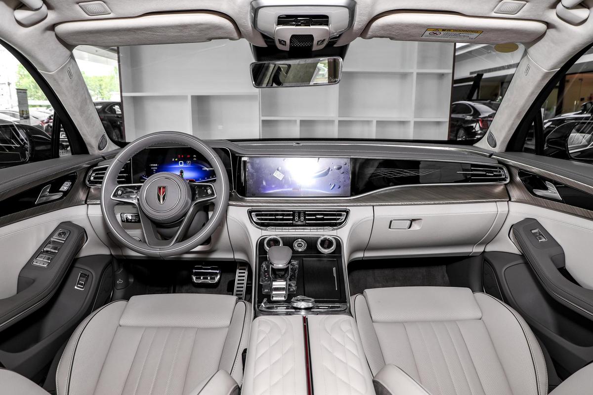 红旗h9哪个颜色内饰最好看