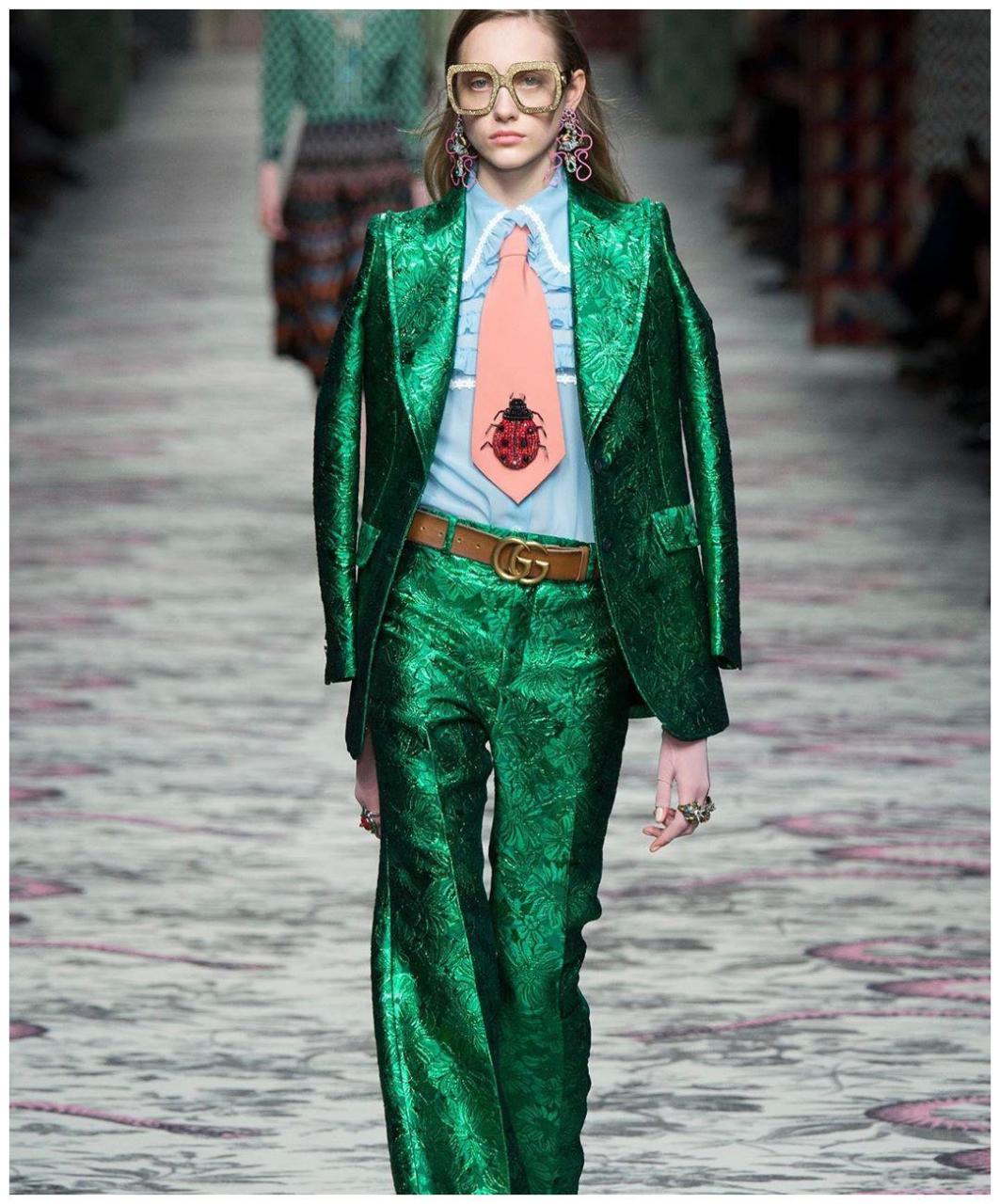 靓丽学院风成衣礼服袭来gucci色彩秀场 gucci2016ss成衣礼服的秀场