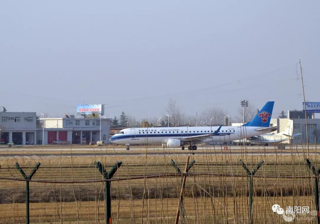 河南内乡空军机场图片图片