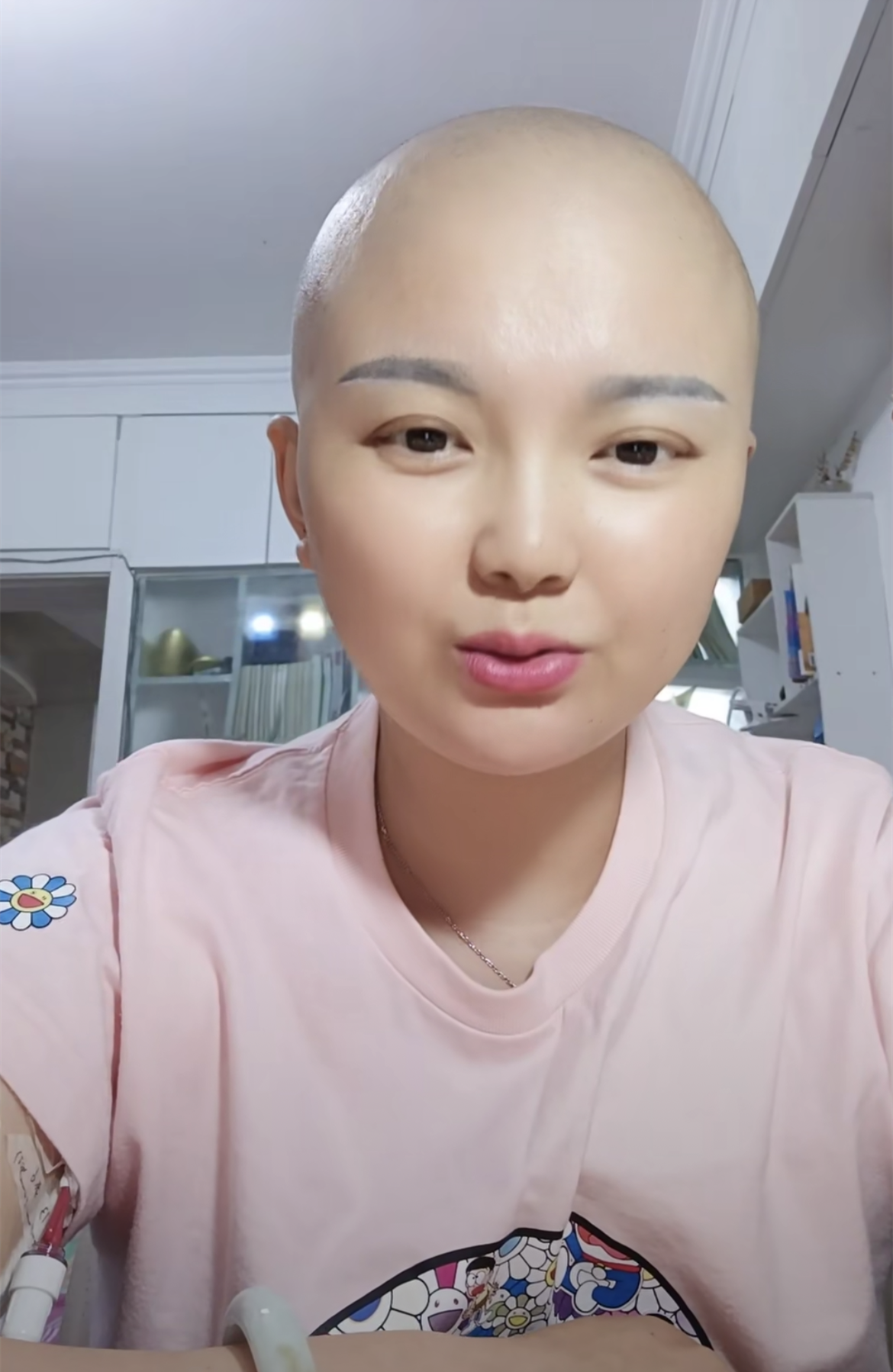 一路走好!网红"最美光头强"病逝,患两种癌症却坚持抗癌六年