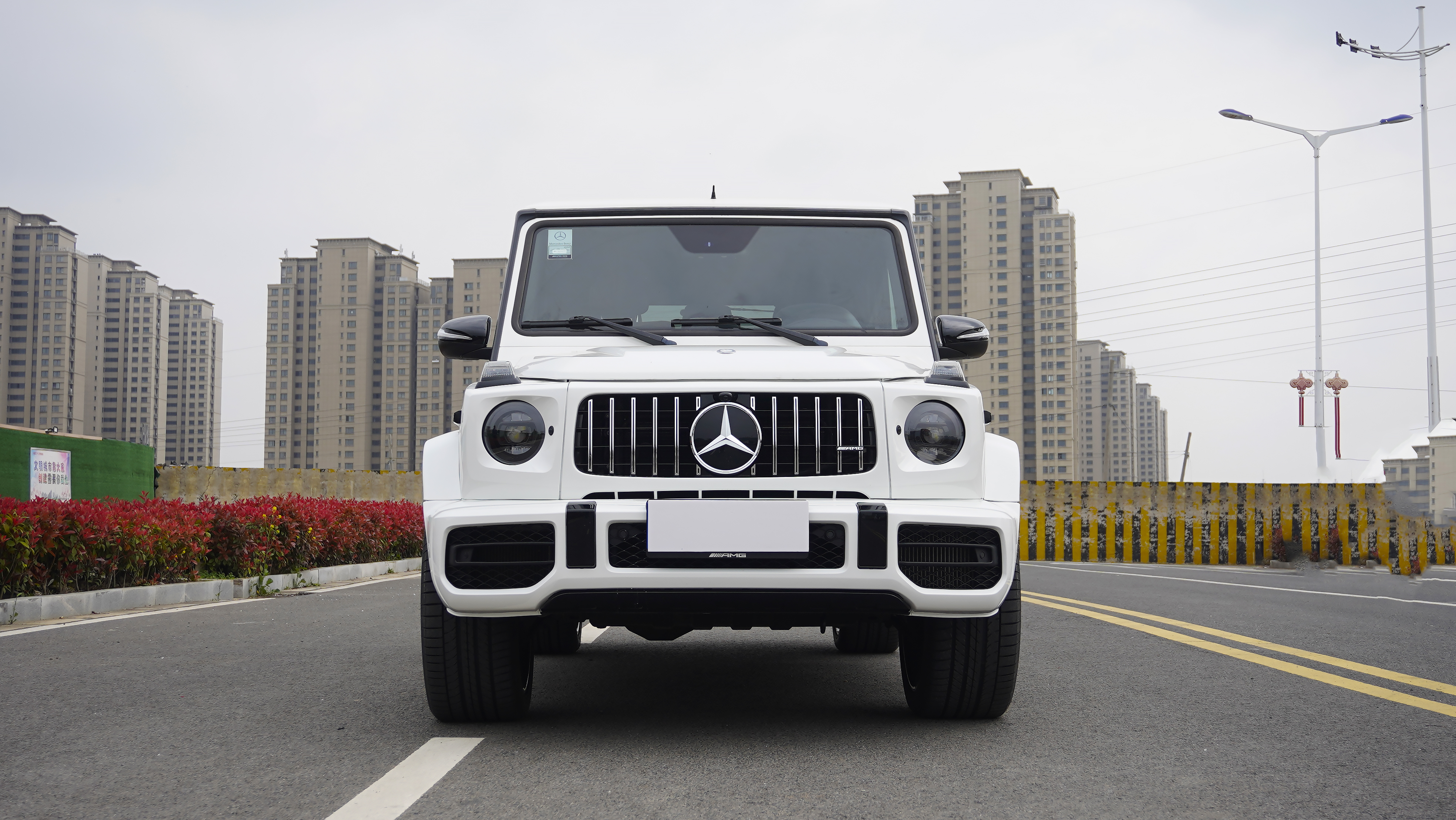 老款白色大g升级新款g63外观!分享作业!