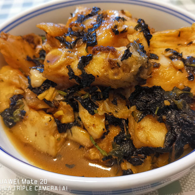 紫苏焖鱼,鲜嫩不腥,下酒下饭