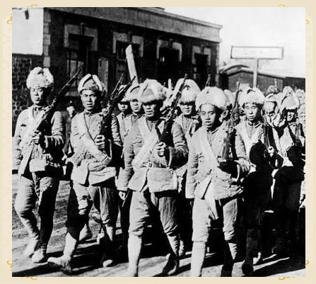 揭秘伪满军的双重控制与待遇矛盾