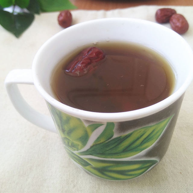 黄芪菊花茶,养生茶饮,味道不错哦