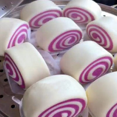 这道紫薯馒头卷(紫薯双色馒头),一上桌就被哄抢一空