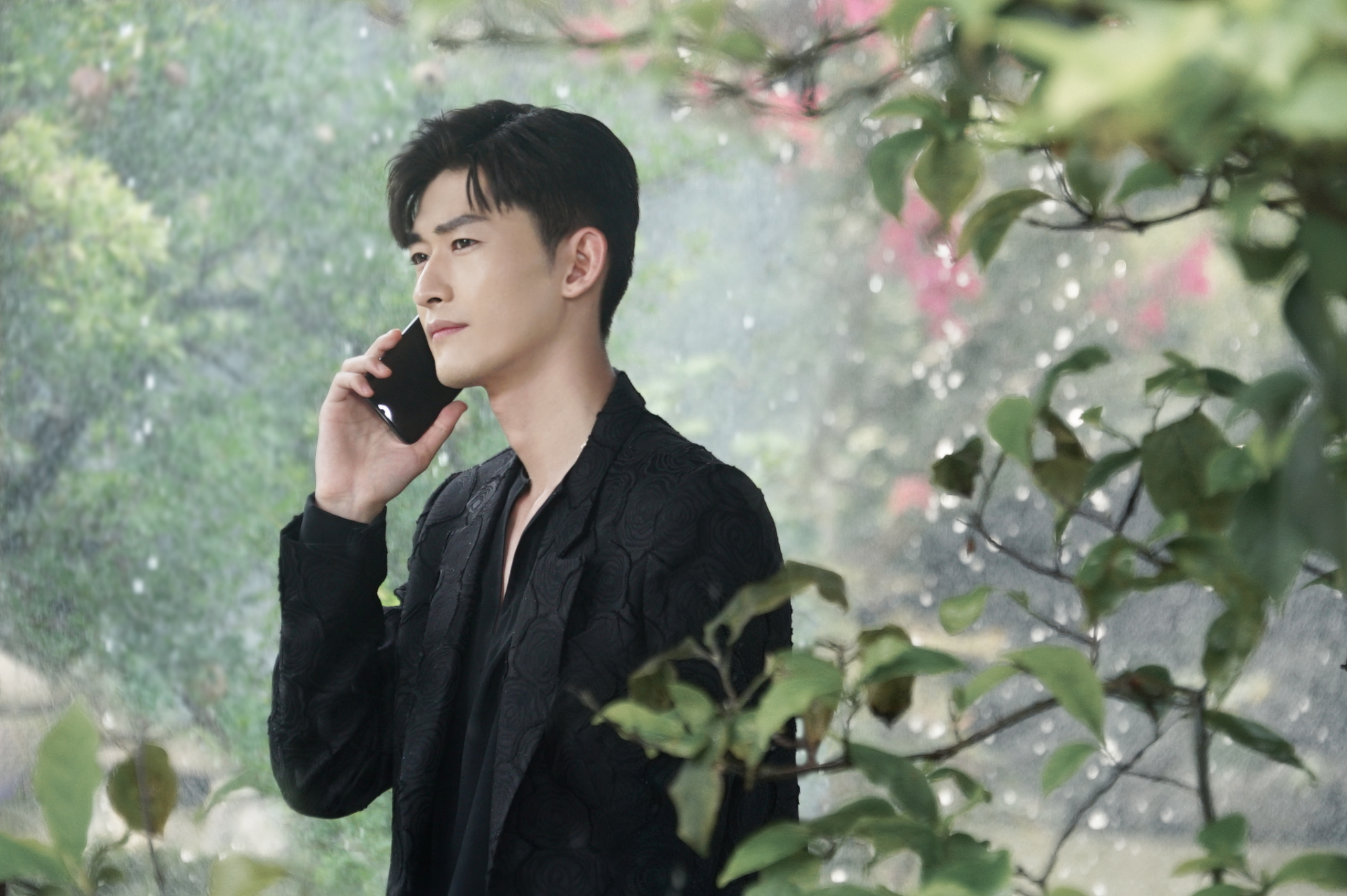 《若你安好便是晴天》首播,张翰徐璐演技过关,故事沉闷,太催眠