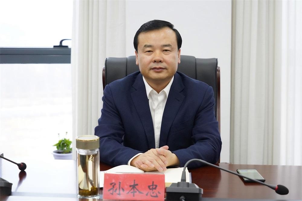 辽阳市文圣区委书记孙本忠对全区疫情防控工作提出要求
