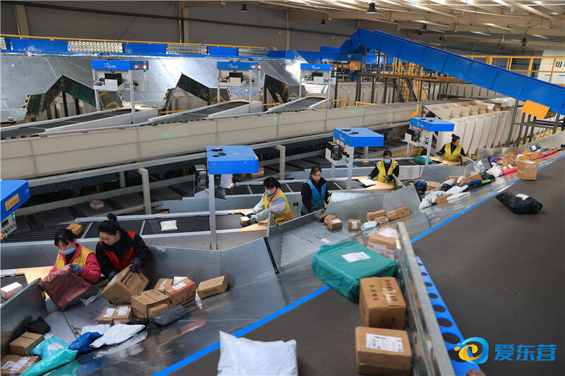 菜鸟网络广饶县快递集中配送中心:一次分拣准确率提高到99.