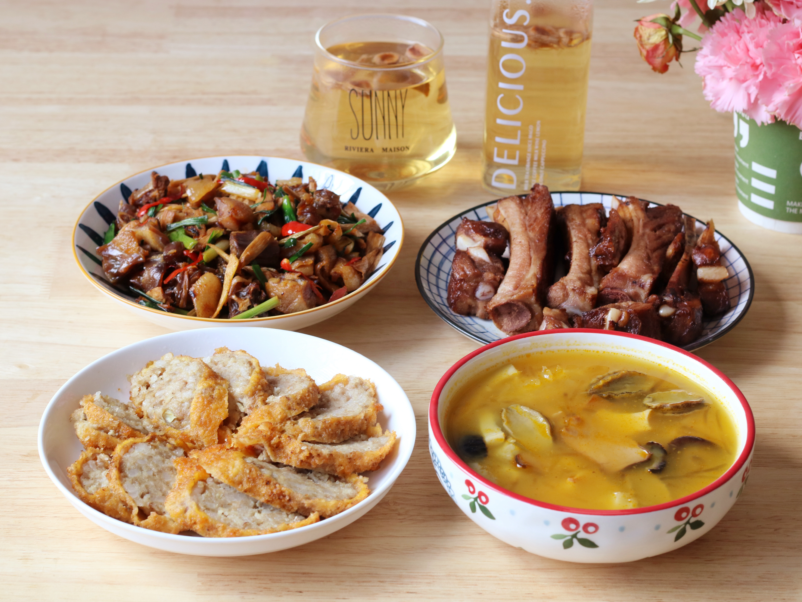 母子俩的年夜饭,3菜1汤,不精致却合胃口,网友:一看就是南方人