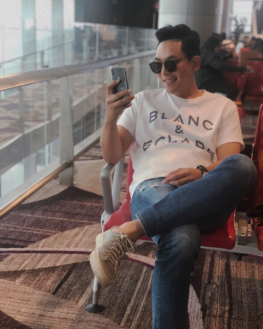 爱情长跑第8年!盘点郑秀妍,权宁一相恋过程,债务争议